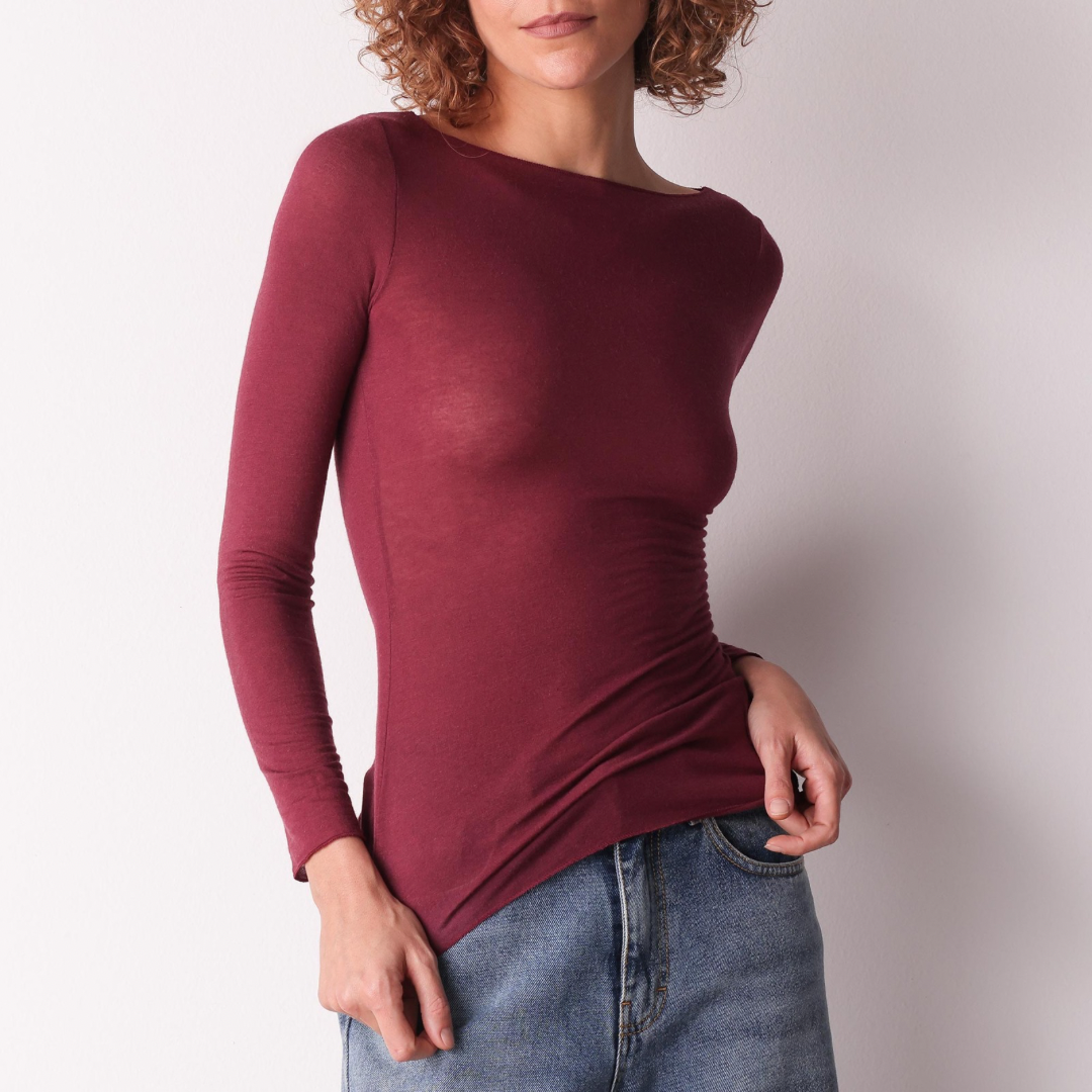 Maglia scollo a barchetta in cashmere manica lunga