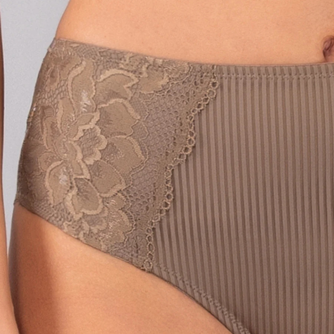 Brasiliana in microfibra | Verde Veronica AR37